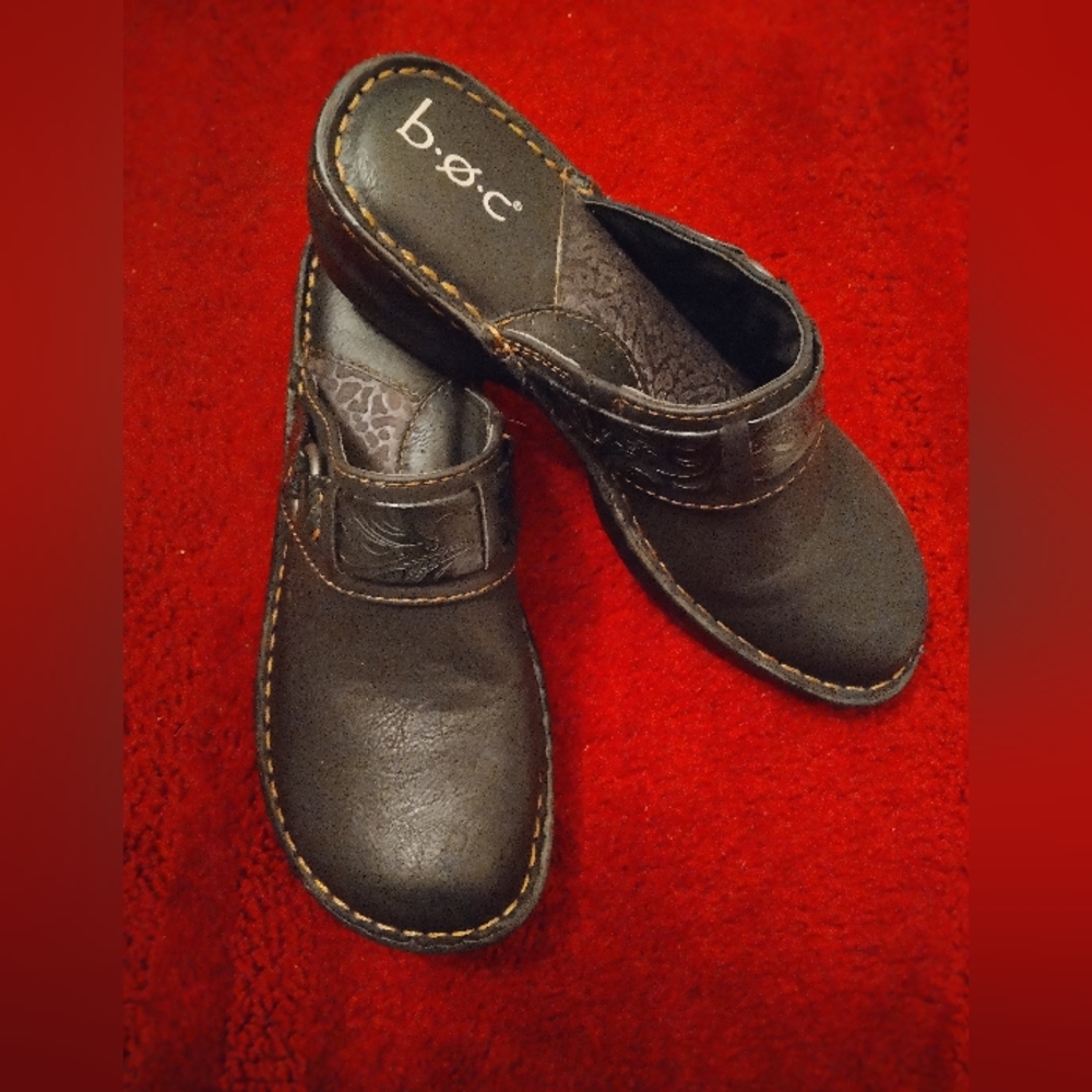 BOC Brown Leather Clogs in Like New Condition. Worn a few times in home office.